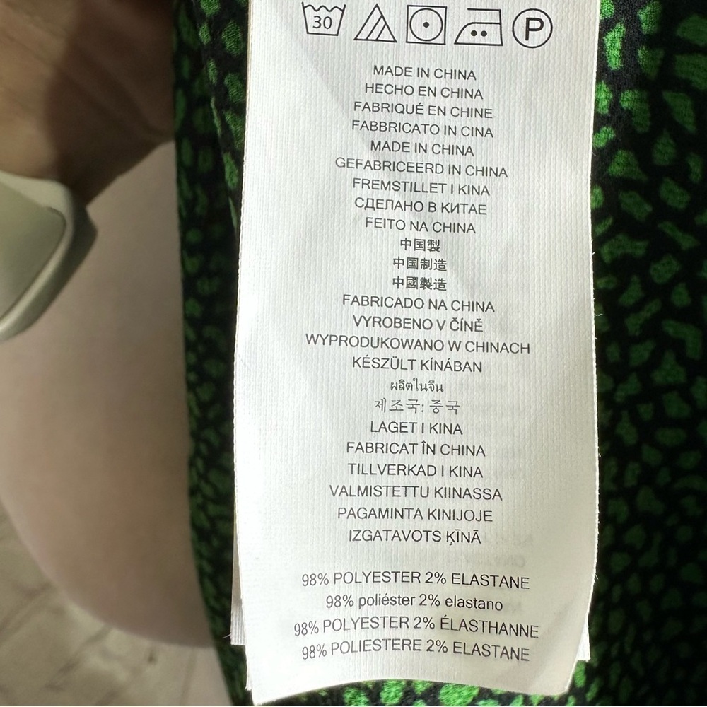 Michael Kors green and black design blouse - Picture 9 of 10